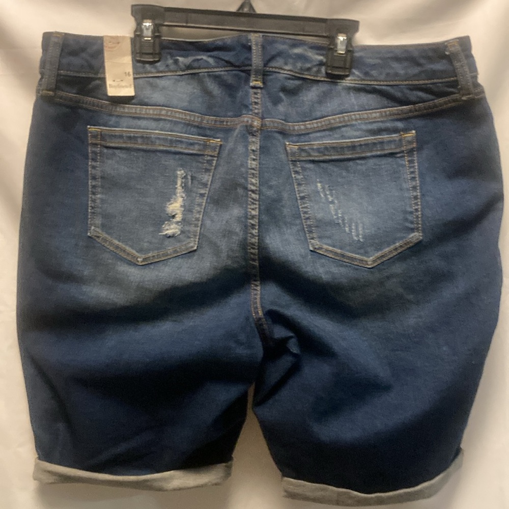 Torrid NWT boyfriend jean shorts size 16 - Picture 4 of 4